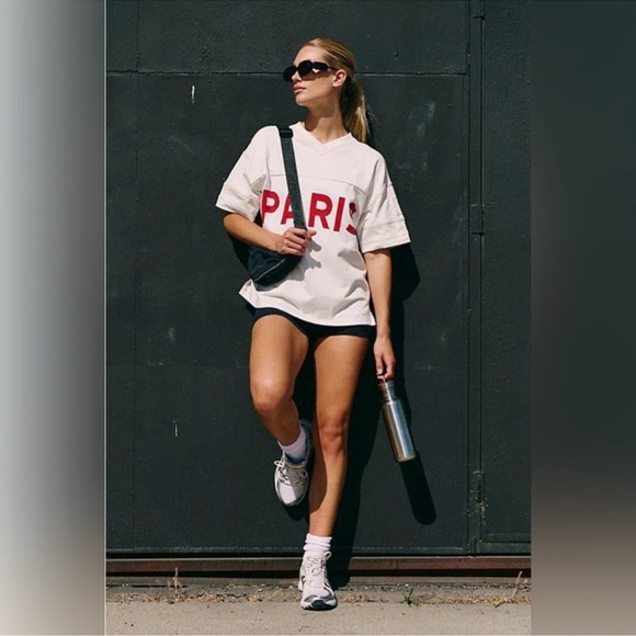 NWOT Free People Movement Post Up High V-Neck Tee Paris Medium cream and Red - Picture 3 of 11